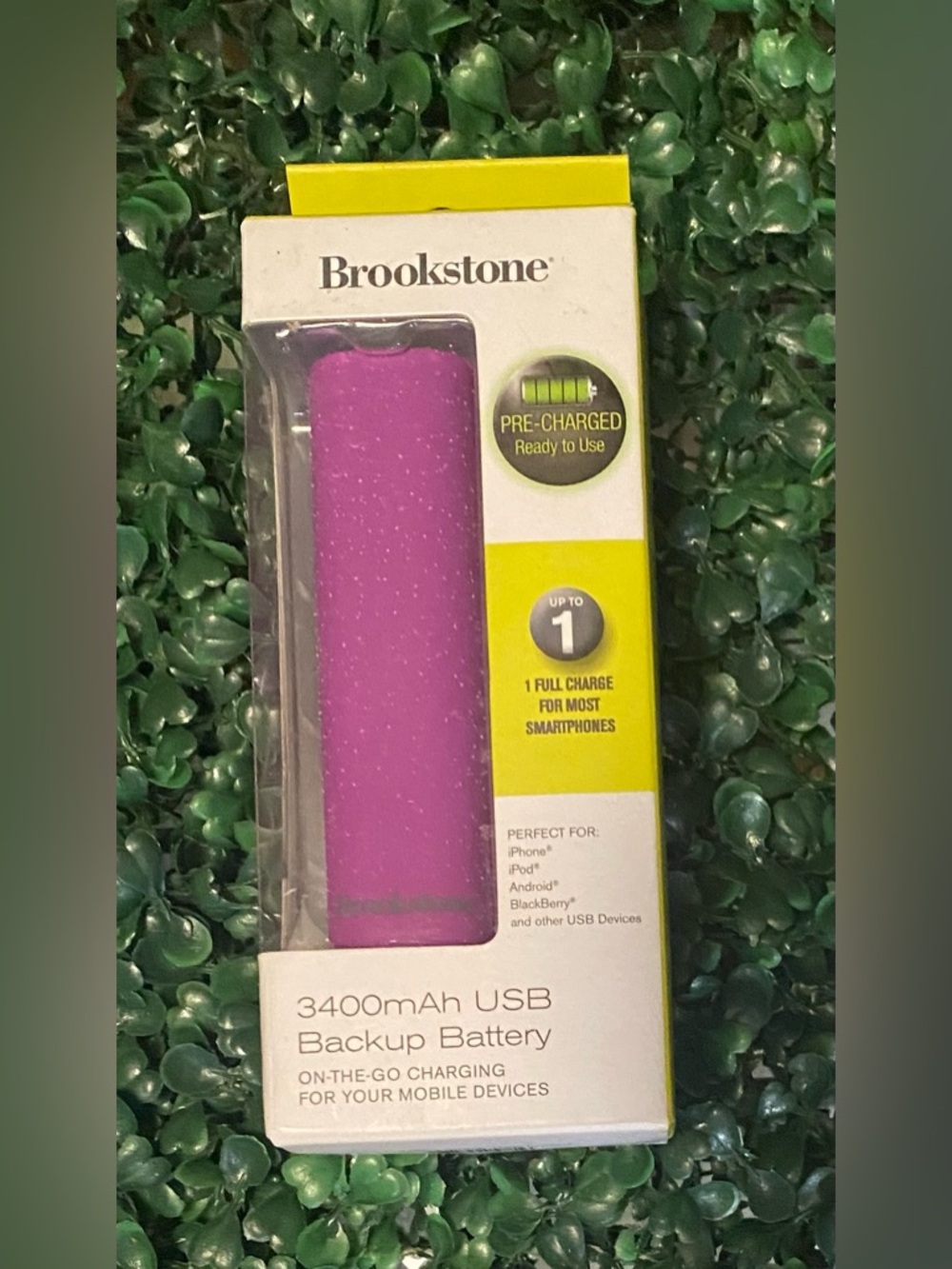 Brookstone 3400mAh Portable Charger Power Bank USB Pink New